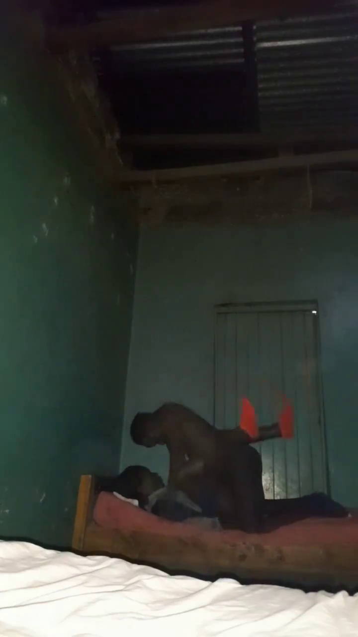 Leaked UG Porn of a Newly Married Couple from the Slums